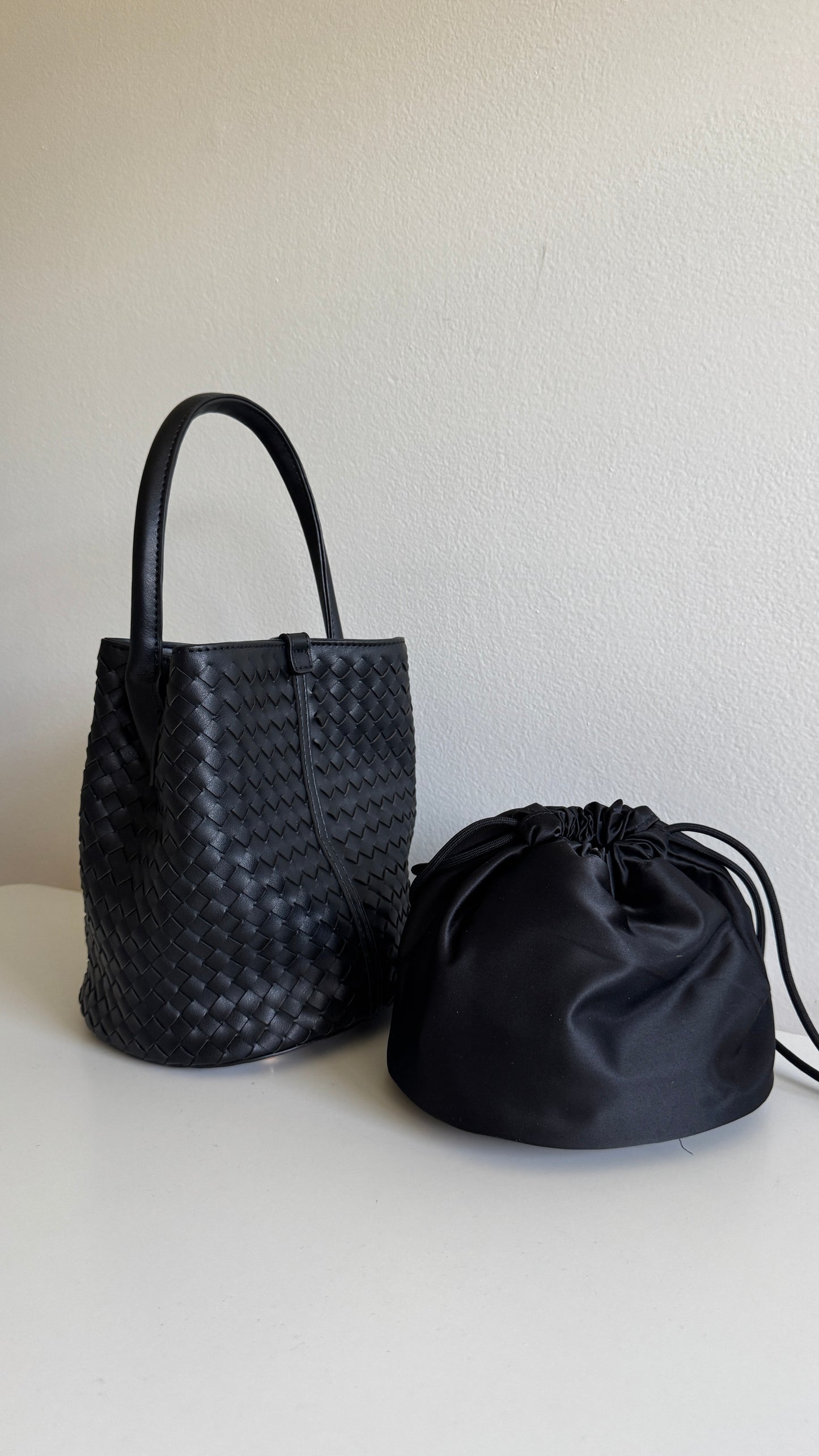 Bucket Bag Black